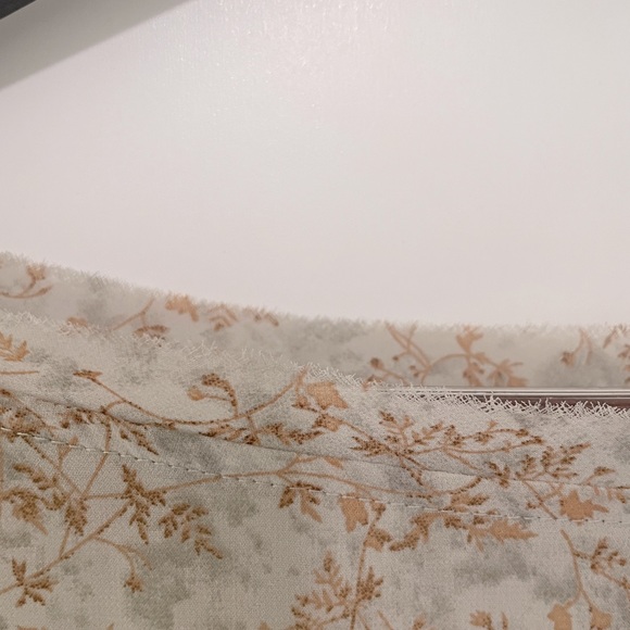 Pattern blouse size Medium/Large - Picture 3 of 3